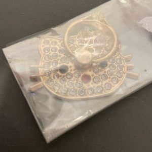 - Rhinestone hello Kitty phone ring